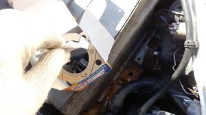 Nissan Primera p11 1997 года. Где термостат?