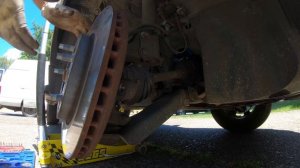 2008-2012 Ford Escape Front Rotors & Brake Pads Replacement