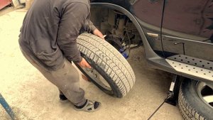 БМВ Х5 Е53 - УСТАНОВКА КОЛЕС И ПРОСТАВОК. Внешний тюнинг БМВ х5 е53. Проставки для BMW X5 E53.