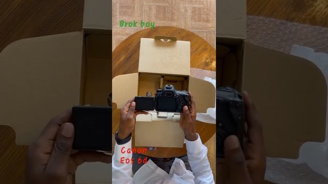 Canon EOS 6D Unboxing #cameraunboxing #canoneos6d #camera смотреть онлайн