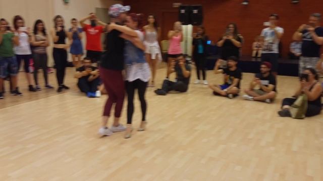 Antonis and Hara kizomba tricks workshop смотреть онлайн
