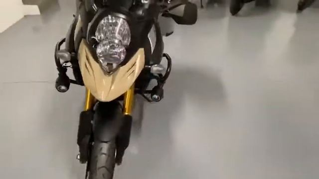 Suzuki V-Strom 1000 2015 beige смотреть онлайн