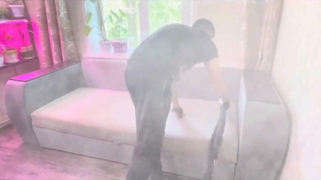 Химчистка дивана, выводим запах и пятна кошачьей мочи. смотреть онлайн