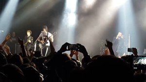 Kasabian - Days are forgotten (live)