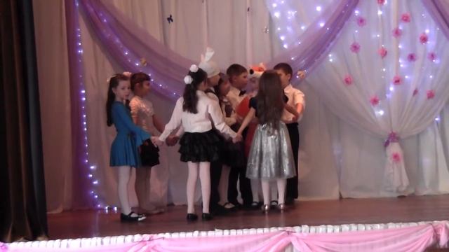 Праздник мам 1- Б сценка Рукавичка смотреть онлайн