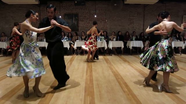 Social Tango en Cachirulo смотреть онлайн