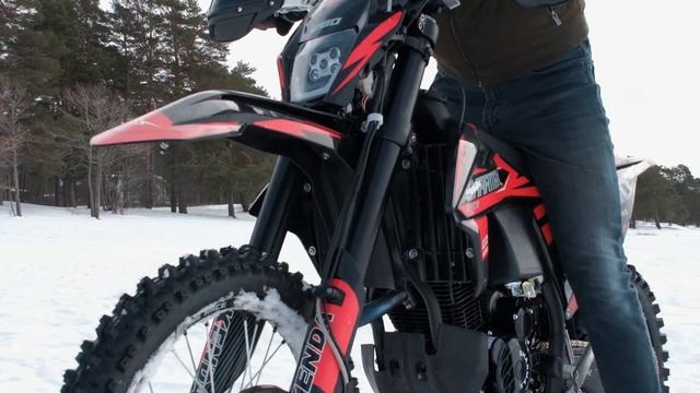 Обзор мотоцикла SHARMAX MOTORS Expert Pro 280 ENDURO за 290 000 рублей. Лучший Эндуро для новичка?