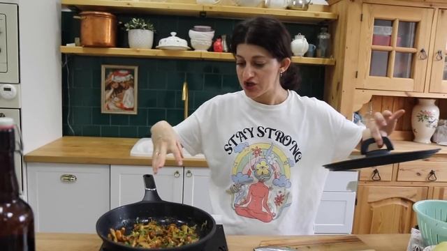 Жареная КАРТОШКА с ЛИСИЧКАМИ! Секрет НЕЖНЫХ лисичек ALEX&MILANA смотреть онлайн