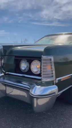 Изысканный интерьер Lincoln Continental 1975 года и некоторые из его продвинутых функций