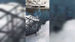 Лестница к берегу