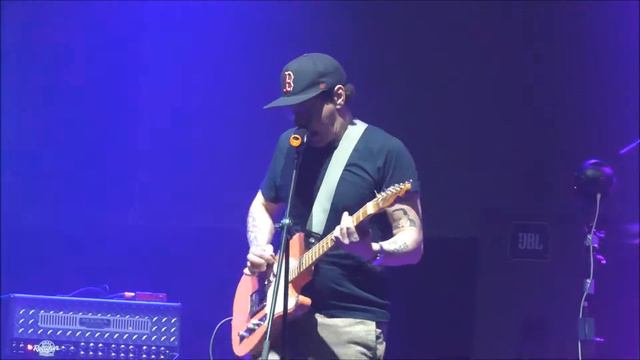 Кирпичи - Замучали гады смотреть онлайн