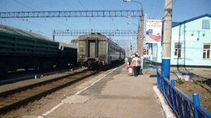 Двухвагонная электричка / Two-carriage electric train