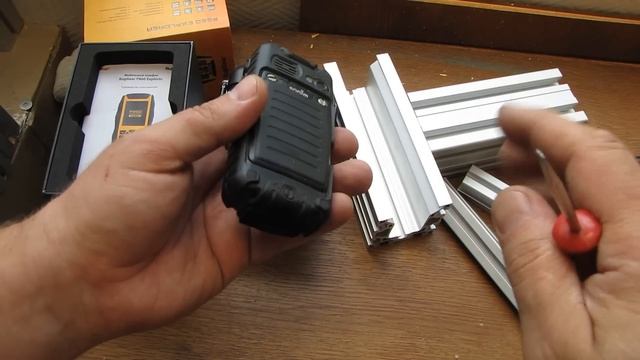 Выживший телефон ;))) (мой). SONIM смотреть онлайн