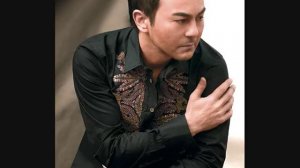 SERDAR ORTAC KARA KEDI 2010