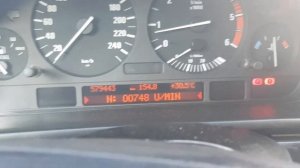 БМВ е39 м57.  Тест 4 холостой ход обороты