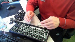 Как почистить клавиатуру Razer Blackwidow после того как вы её залили