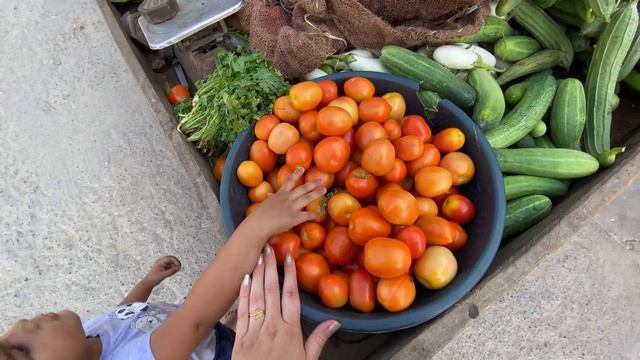 Влог 7. Один день в индийской семье. КОНОПЛЯ растёт ОКОЛО ДОМА. Манго, хна, сабджи смотреть онлайн