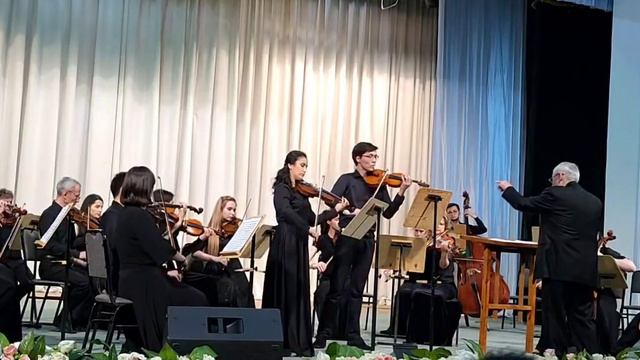 J. S. Bach - Double Violin Concerto in D minor BWV1043 смотреть онлайн