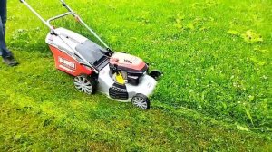 Тестируем, косим траву бензиновой косилкой HAMMER 145