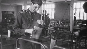 Нас крик дневальных .БВВАУЛ.mp4