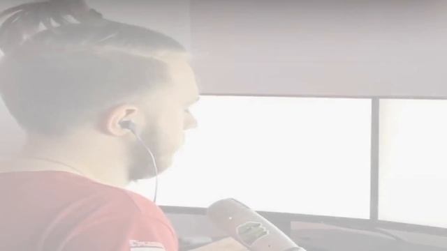 ИГРАЮ FACEIT НА ТРЕХ МОНИТОРАХ смотреть онлайн