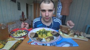 МУКБАНГ АСМР СКУМБРИЯ и ГОРБУША ХОЛОДНОГО КОПЧЕНИЯ / КАРТОШКА / САЛАТ ОВОЩНОЙ / ASMR Mukbang #504