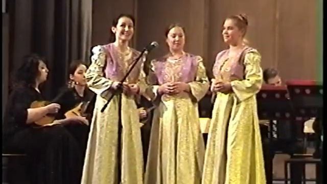 "Коляда", русская народная песня. Исполняет Трио ЛАДА. смотреть онлайн