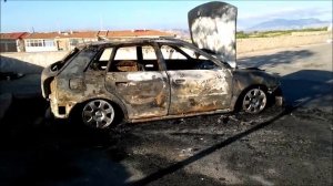 ШОК! СГОРЕЛА МАШИНА ВО ДВОРЕ! Испания, Аликанте. СОЖГЛИ МАШИНУ