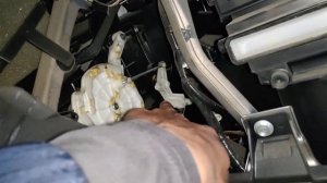 Mazda cx-5 проблема с направлением потока воздуха. Дует в ноги!!