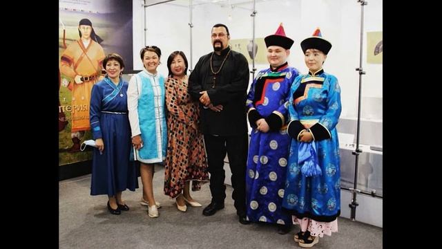 Полковник Миркин и Стивен Сигал (рассказ, юмор), автор Инна Сергеевна смотреть онлайн