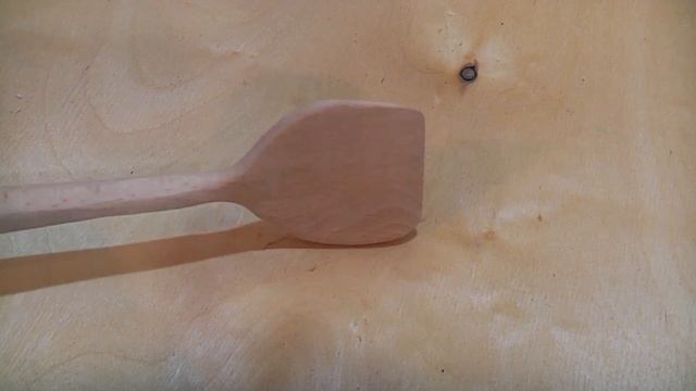 Деревянная лопатка на токарном станке. Бизнес в гараже. Идея для бизнеса. смотреть онлайн