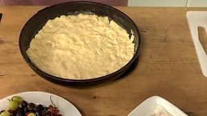 Что Есть. Закрытый пирог с крыжовником