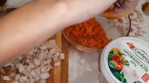 Салат с корейской моркови с курицей