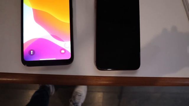 Compré un iPhone 11 Pro FALSO | ¿Qué tan malo es? 📱 смотреть онлайн