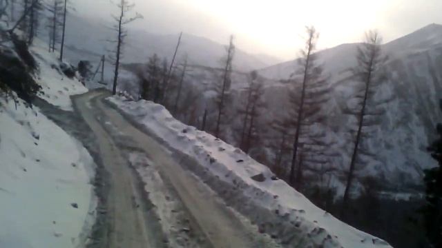 Крутой спуск горы на Камазе. Ещё больше видео на моём канале:https://dzen.ru/id/6098e3d5b1f63f3c28c9