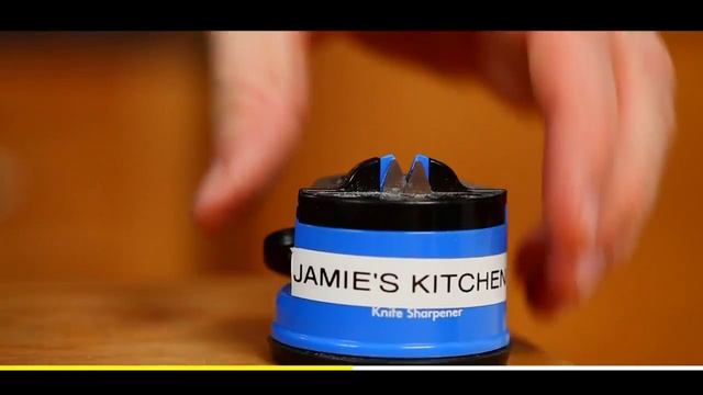 Джейми Оливер. Как заточить нож смотреть онлайн