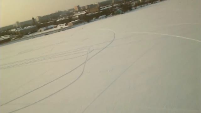 Полет на парашюте смотреть онлайн