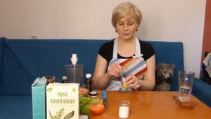 Как сделать маску для лица с яйцом, медом и маслом.