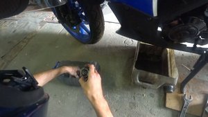 как поставить туманки на мотоцикл и замена масла.