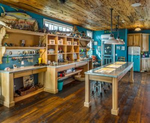 Разборка старой мастерской, подготовка и разметка под сваи фундамента