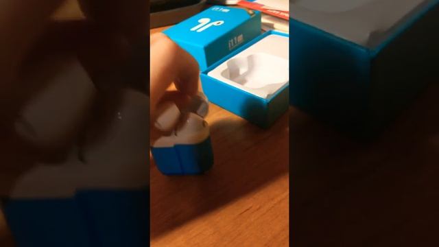 Обзор на безпроводные наушники от фирмы Эйприл смотреть онлайн