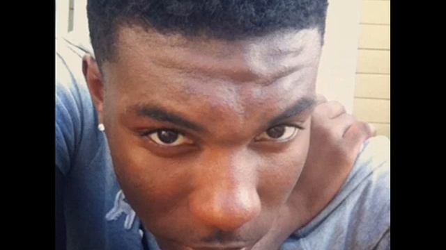 Kid Flash twerk while i work смотреть онлайн