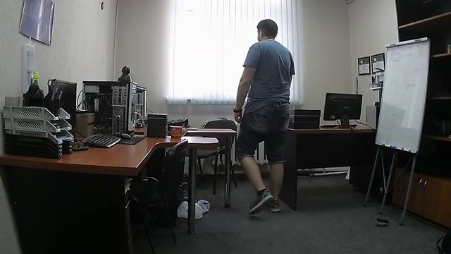 IP камера Pinhole 1.3Mp с регистратором DH-IPC-HUM8101 смотреть онлайн