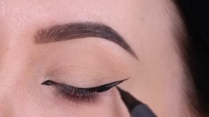 EASY Foxy Eye Look Using ONLY EYELINER!