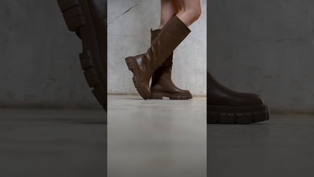 Челси или сапожки-трубы? Выбор за тобой? арт wb 38206535 #сапоги #стильнаяобувь #wildberries