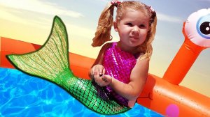 Диана ПРЕВРАТИЛАСЬ В РУСАЛКУ! Видео для Детей Magic transform into a real mermaid funny kids video