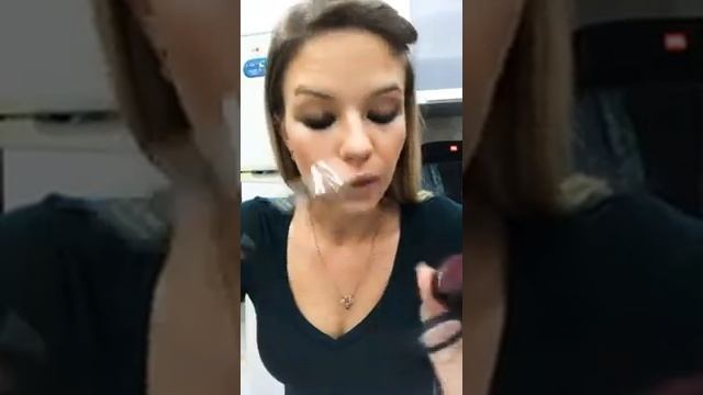 Макияж в прямом эфире. Бордовый смоки смотреть онлайн