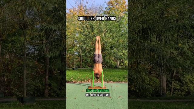 How Far Apart Should My Hands Be In Handstand? Handstand pushup or one arm have different positions