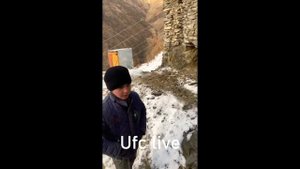 Хабиб в горах гуляет по аулу, улица в честь Хабиба Нурмагомедова