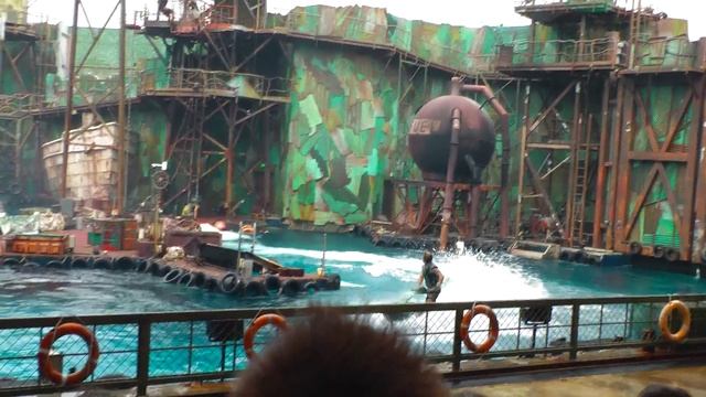 Шоу "Водный Мир", Сентоза, Юниверсал Студио, Сингапур (Universal Studios, Singapore, Waterworld)